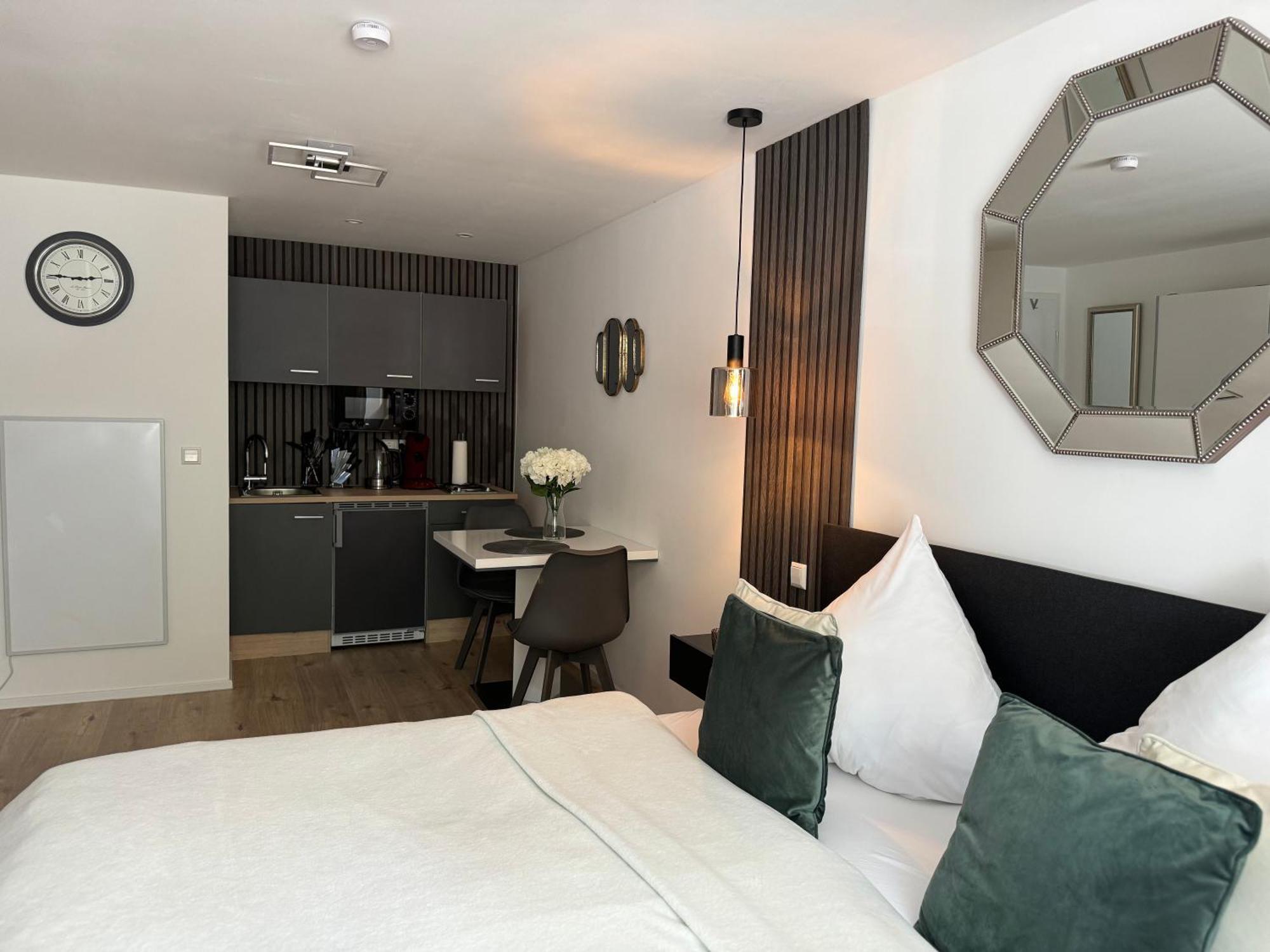 Prime Host Sophie Apartments Karlsruhe Buitenkant foto